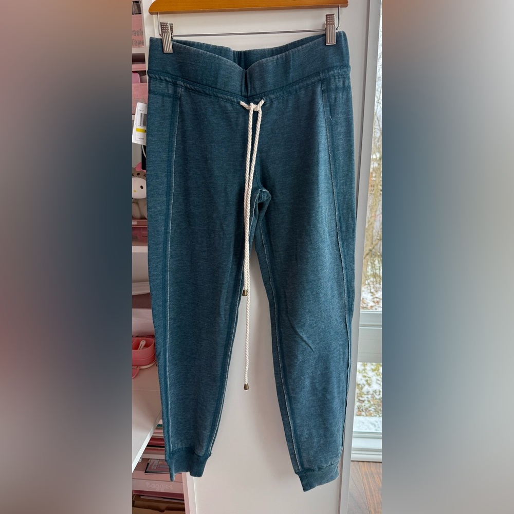 Seven7 Luxe Women’s Joggers Sweatpants Teal Blue Size M NWT - Soft Fleece Lined